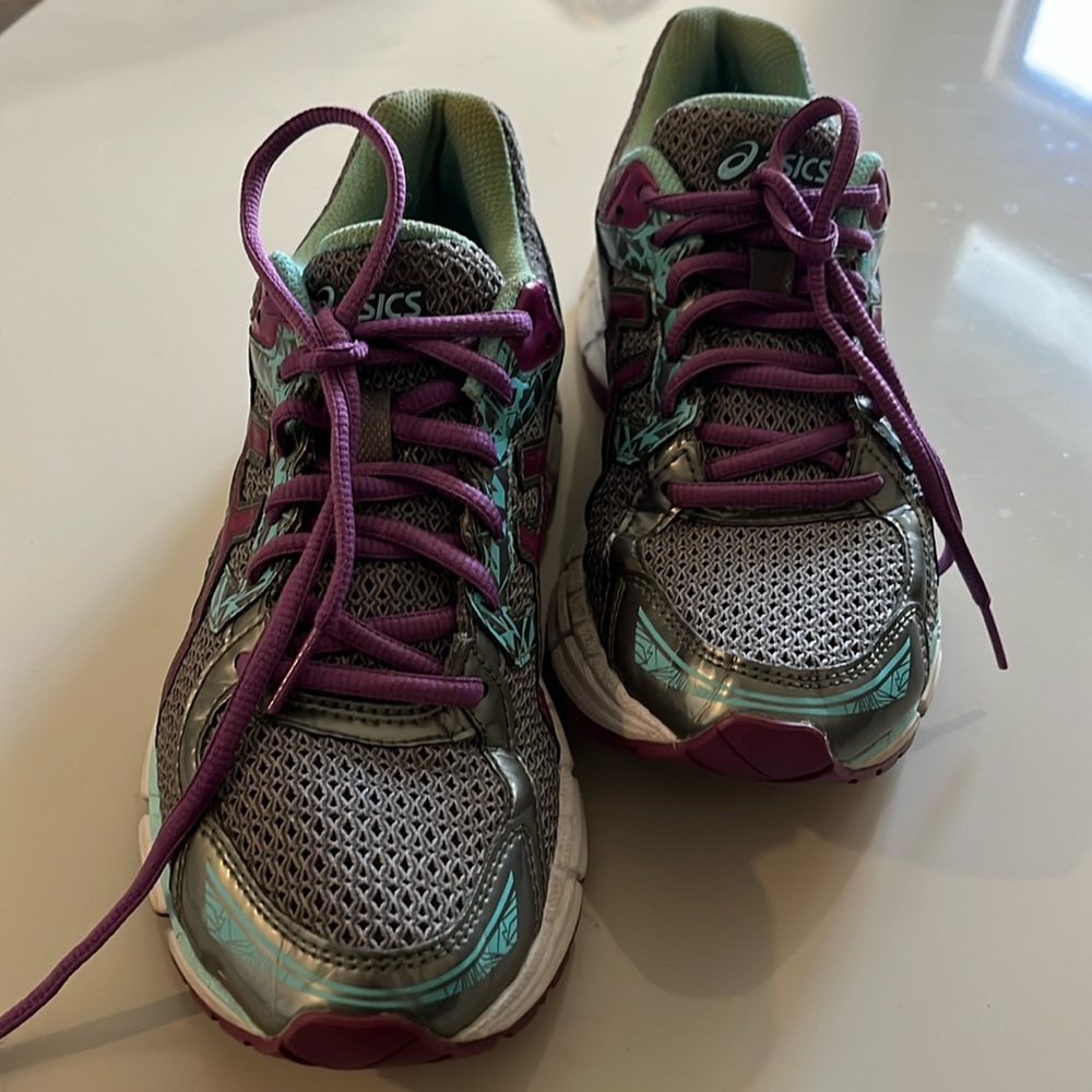 ASICS AHAR sneakers